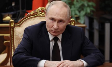 Ông Putin ký luật cho người nước ngoài nhập ngũ