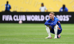 UEFA phạt Chelsea số tiền kỷ lục