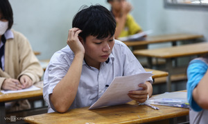 Đề thi Toán tốt nghiệp THPT 'dài dòng'