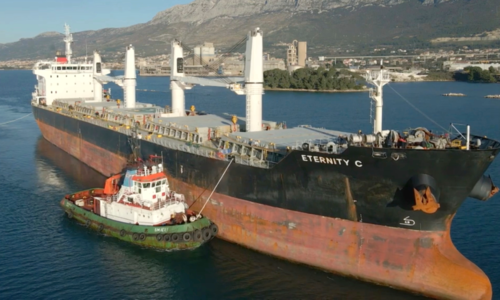 4 sailors killed in Red Sea cargo ship attack