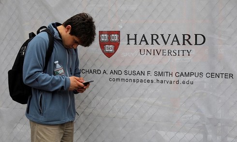 Chính quyền Trump gửi trát yêu cầu Harvard cung cấp thông tin du học sinh