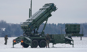 Truyền thông Mỹ nói ông Trump muốn chuyển 10 tên lửa Patriot cho Ukraine