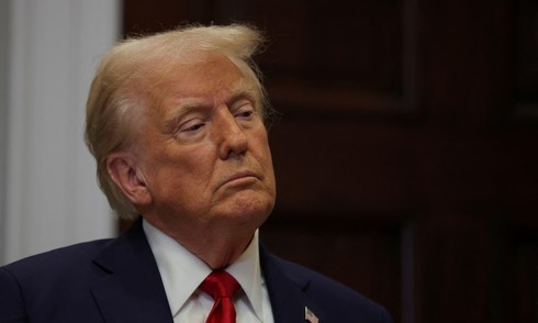 Ông Trump gửi thêm thư báo thuế cho 6 đối tác