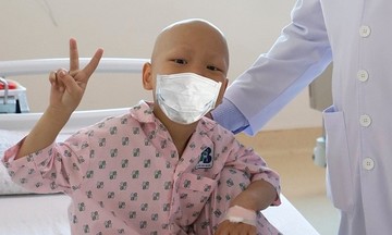 Bé 5 tuổi ung thư sarcoma cơ vân
