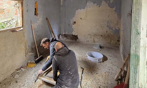 Góc khuất những ngôi nhà giá 1 euro bán cho du khách ở Italy