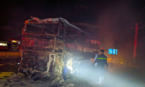 Passenger bus carrying 27 catches fire