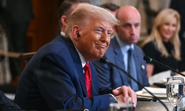 Ông Trump khen trình độ tiếng Anh của Tổng thống Liberia