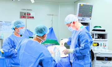 Đau đầu suốt hai tháng do não âm thầm tụ máu
