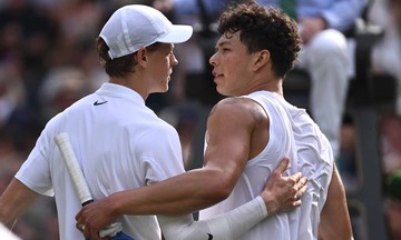 Sinner vượt qua chấn thương ở Wimbledon