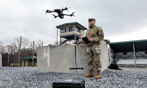 Mỹ gỡ loạt rào cản để vượt Nga, Trung Quốc về drone