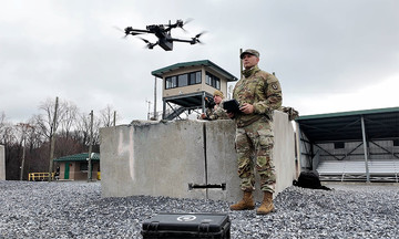 Mỹ gỡ loạt rào cản để vượt Nga, Trung Quốc về drone