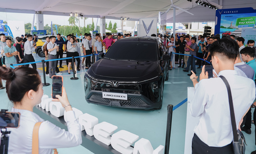 VinFast offers up to 237 million VND in incentives for gasoline car owners switching to electric vehicles