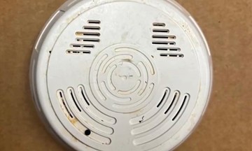 Bệnh viện ở Mỹ bị kiện vì nhân viên quay lén 13.000 người trong phòng vệ sinh