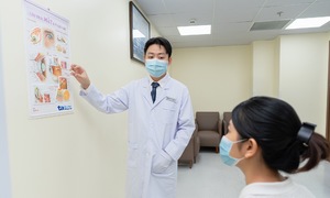 Căng thẳng, mất ngủ hại mắt thế nào?