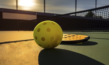 Chơi pickleball quá sức dễ mắc bệnh gì?