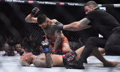 Defeated Oliveira praises Topuria's power