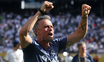 Báo AS: 'Enrique biến PSG từ chú vịt xấu xí thành thế lực châu Âu'