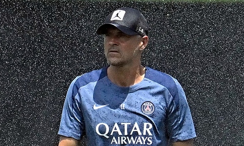 Enrique: 'Tôi không muốn PSG chết vì mưa lời khen'