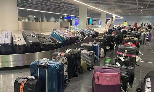 How to get your checked baggage first at the baggage carousel