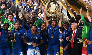 Ông Trump ăn mừng cúp vô địch FIFA Club World Cup cùng Chelsea