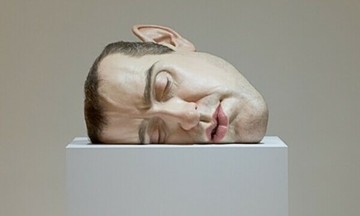 Tượng 'như người thật'