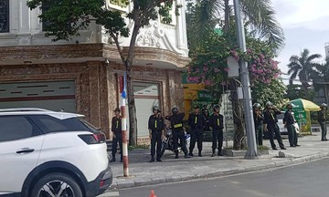Công an khám nhà đại ca giang hồ Ý 'Ẻng'