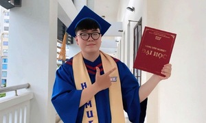 Hành trình 'vấp váp' của thủ khoa với điểm gần tuyệt đối