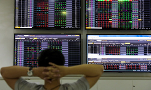 Stock market tumbles