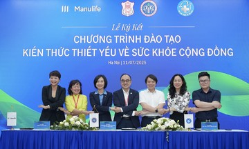 Manulife hợp tác đào tạo nâng cao kiến thức y tế cho tư vấn viên
