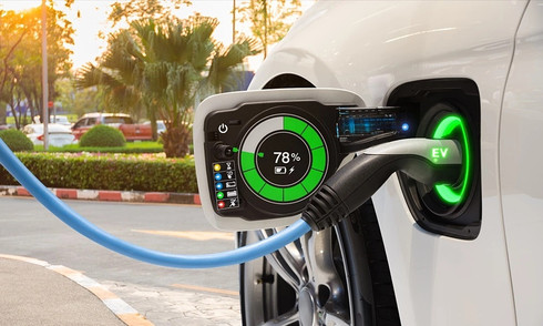 Advancements in ultra-fast charging battery technology