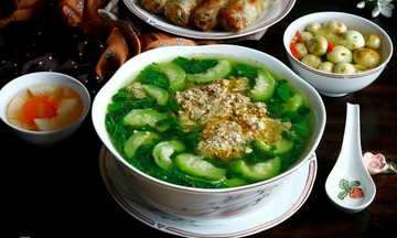 Vì sao nấu canh cua giã tay ngon hơn?