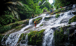 Thác Dương Cầm hoang sơ giữa đại ngàn Trường Sơn