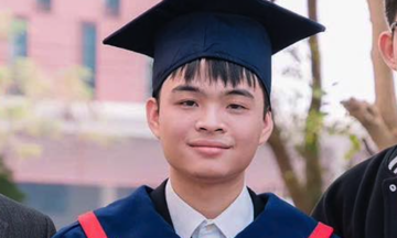 Thủ khoa khối A00 từng 'học không quá tốt'