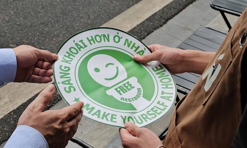 Hanoi encourages free restroom access for visitors