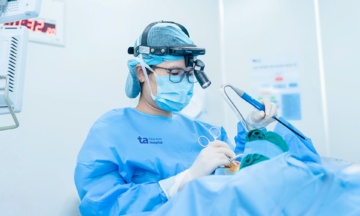 Trẻ cắt amidan được hưởng bảo hiểm y tế không?