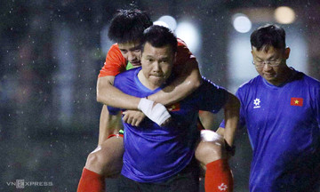 Việt Nam mất tiền đạo trước giải U23 Đông Nam Á