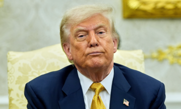 Ông Trump chỉ trích người ủng hộ vì 'hồ sơ Epstein'