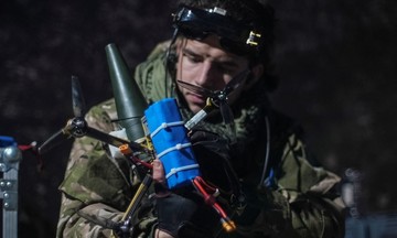 Nguồn drone vô tận 'đóng băng' tiền tuyến ở Ukraine