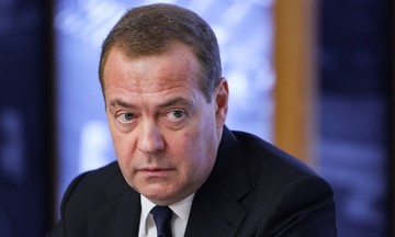 Ông Medvedev đưa ra cảnh báo cứng rắn với phương Tây