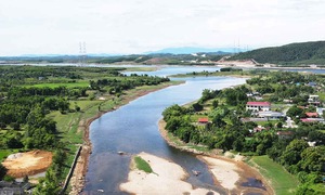 Central Vietnam provinces plan resettlement areas for high-speed rail
