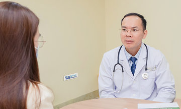 Khó giảm cân sau sinh