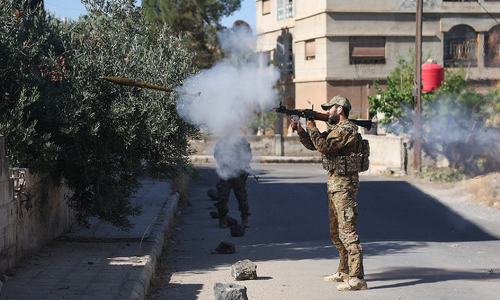 Tử khí bao trùm thành phố miền nam Syria