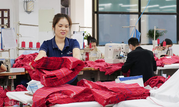 Đề xuất tăng lương tối thiểu vùng cao nhất 350.000 đồng