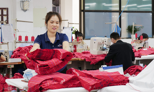 Đề xuất tăng lương tối thiểu vùng cao nhất 350.000 đồng