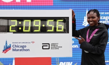 Kỷ lục gia marathon nữ bị đình chỉ thi đấu vì doping