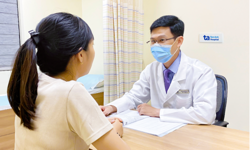 Nhũ khoa đóng vảy có phải ung thư?