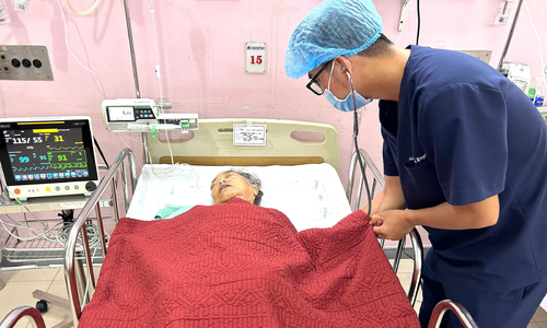 19 người ngộ độc sau ăn đám giỗ