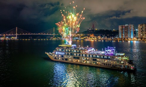 Ha Long bay cruise fireworks spark controversy after boat capsizing