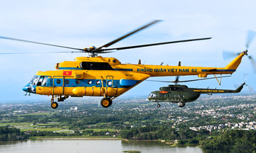 Trực thăng ghép đội hình bay phục vụ đại lễ 80 Quốc khánh