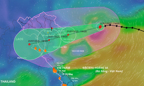 Typhoon Wipha intensifies to category 11, heads towards Gulf of Tonkin